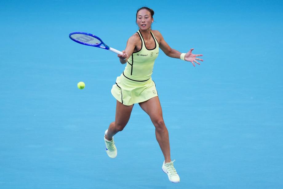 [图]郑钦文0-2不敌萨巴伦卡 无缘WTA迈阿密站八强